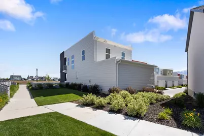 6673 W Meadow Grass Dr, South Jordan, UT 84009 - Photo 23