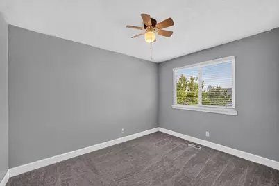 7958 W Bridgton Dr S, Magna, UT 84044 - Photo 7