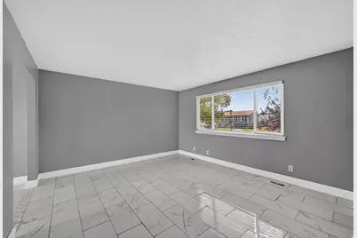 7958 W Bridgton Dr S, Magna, UT 84044 - Photo 9