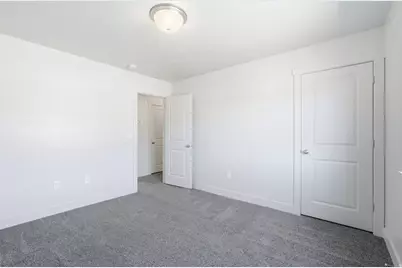 2460 W 450 N #10, Tremonton, UT 84337 - Photo 13