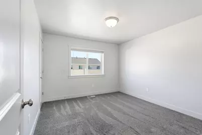 2460 W 450 N #10, Tremonton, UT 84337 - Photo 13