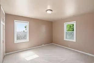 355 E 825 N, Centerville, UT 84014 - Photo 17