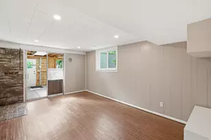 355 E 825 N, Centerville, UT 84014 - Photo 23