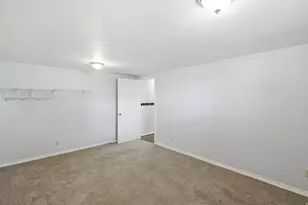 355 E 825 N, Centerville, UT 84014 - Photo 25
