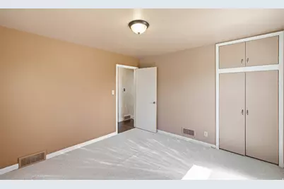 355 E 825 N, Centerville, UT 84014 - Photo 15