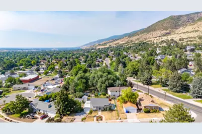 355 E 825 N, Centerville, UT 84014 - Photo 35