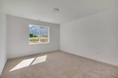 1068 N Summit View Dr W, Harrisville, UT 84404 - Photo 7