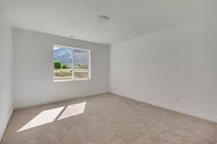 1068 N Summit View Dr W, Harrisville, UT 84404 - Photo 7