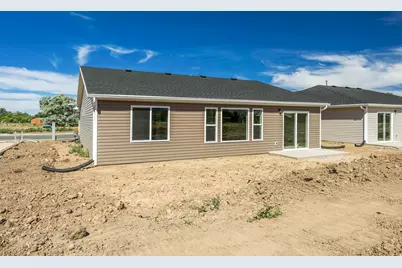 1068 N Summit View Dr W, Harrisville, UT 84404 - Photo 15