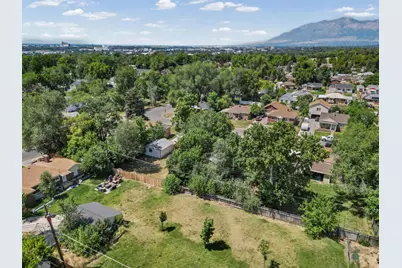 697 37th St, South Ogden, UT 84403 - Photo 45