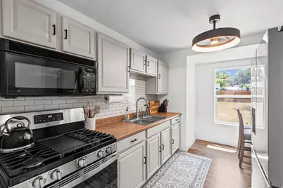 697 37th St, South Ogden, UT 84403 - Photo 11
