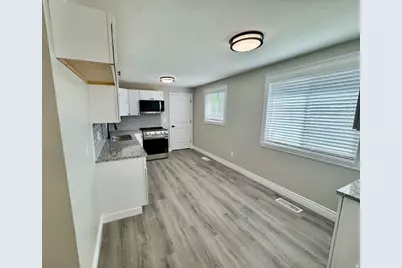 1105 Mala Dr, Layton, UT 84041 - Photo 5