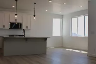 2633 N Scarlet Rd, Eagle Mountain, UT 84005 - Photo 9