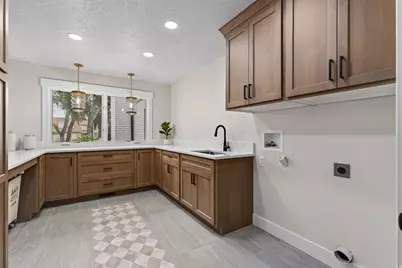 715 E 1700 N, Mapleton, UT 84664 - Photo 29