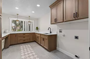 715 E 1700 N, Mapleton, UT 84664 - Photo 29