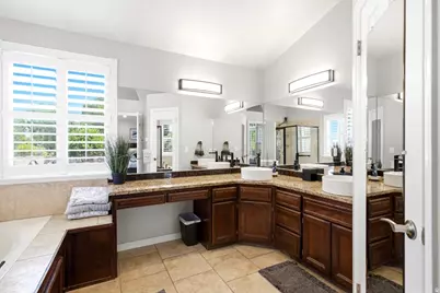 550 W 3950 S, Riverdale, UT 84405 - Photo 11