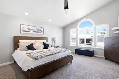 550 W 3950 S, Riverdale, UT 84405 - Photo 9