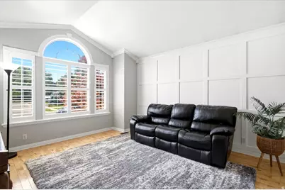 550 W 3950 S, Riverdale, UT 84405 - Photo 3