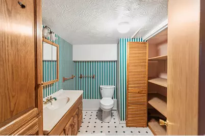 187 S 100 E, American Fork, UT 84003 - Photo 41