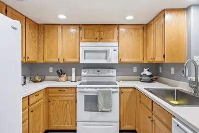 490 E 700 S #A 4, Clearfield, UT 84015 - Photo 3