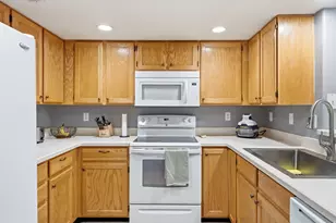 490 E 700 S, Clearfield, UT 84015 - Photo 3