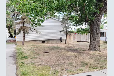 570 Pinion St, Sunnyside, UT 84539 - Photo 3