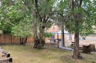 570 Pinion St, Sunnyside, UT 84539 - Photo 39