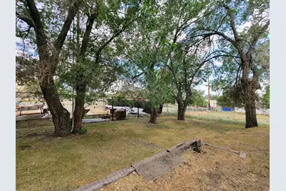 570 Pinion St, Sunnyside, UT 84539 - Photo 37