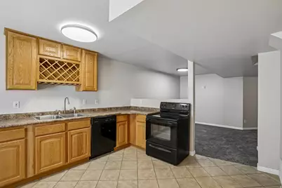 8224 S Oak Vista Dr, West Jordan, UT 84081 - Photo 21