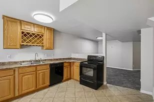 8224 S Oak Vista Dr, West Jordan, UT 84081 - Photo 21