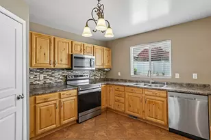 8224 S Oak Vista Dr, West Jordan, UT 84081 - Photo 19