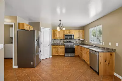 8224 S Oak Vista Dr, West Jordan, UT 84081 - Photo 17