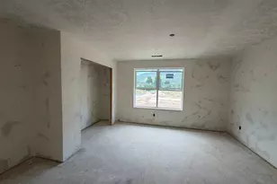 1067 N Summit View Dr, Harrisville, UT 84404 - Photo 9