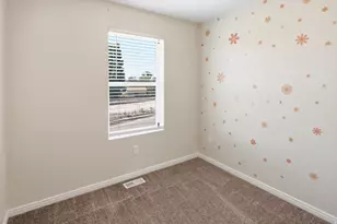 2581 N 500 W, Sunset, UT 84015 - Photo 23