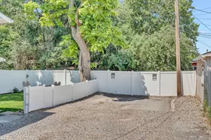 614 S 900 E, Salt Lake City, UT 84102 - Photo 27