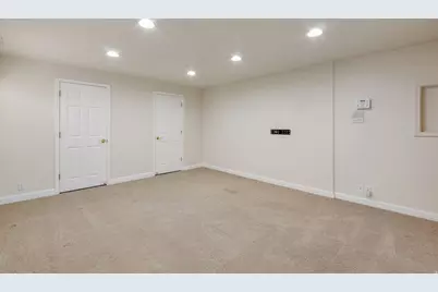 542 E Land Rush Dr, Midvale, UT 84047 - Photo 17