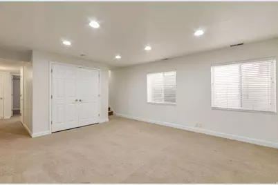 542 E Land Rush Dr, Midvale, UT 84047 - Photo 19