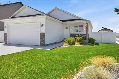 743 N 480 E, Smithfield, UT 84335 - Photo 1