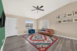 2361 E Ox Yoke Dr, Eagle Mountain, UT 84005 - Photo 5