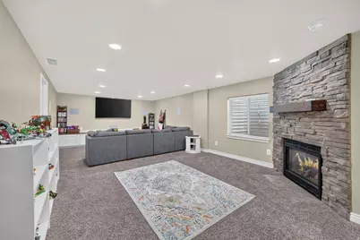2361 E Ox Yoke Dr, Eagle Mountain, UT 84005 - Photo 23