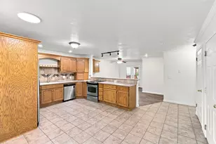 564 S Goosenest Dr E, Payson, UT 84651 - Photo 5