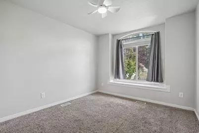1359 W 2175 S, Syracuse, UT 84075 - Photo 23