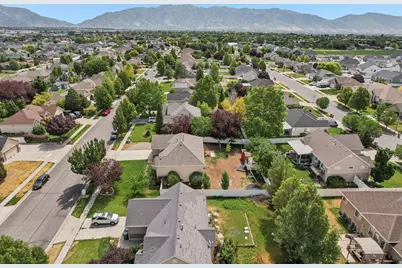 1359 W 2175 S, Syracuse, UT 84075 - Photo 43