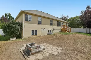 1359 W 2175 S, Syracuse, UT 84075 - Photo 35