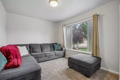 1359 W 2175 S, Syracuse, UT 84075 - Photo 5