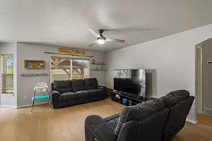 3436 W Downhill Rd S, Taylorsville, UT 84129 - Photo 7