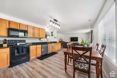 3993 W Kapalua, Cedar Hills, UT 84062 - Photo 5