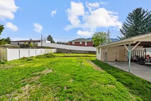 366 S 500 E, River Heights, UT 84321 - Photo 21