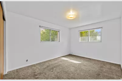 366 S 500 E, River Heights, UT 84321 - Photo 15