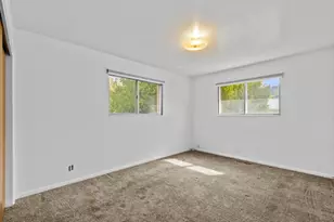 366 S 500 E, River Heights, UT 84321 - Photo 15